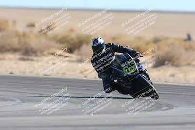 media/Jan-10-2025-CVMA Friday Practice (Fri) [[489e0da257]]/Group 4 and Trackday/Session 4 (Turn 16)/